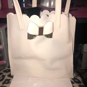 Hair care tote!!